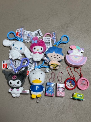Lotto set sanrio premi ufo - sanrio,