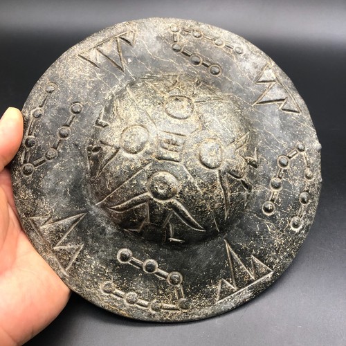 Vecchia statua astronave - , ufo