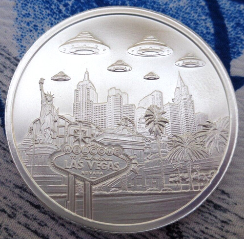 Oncia 2023 ufo over las - oncia, ufo's